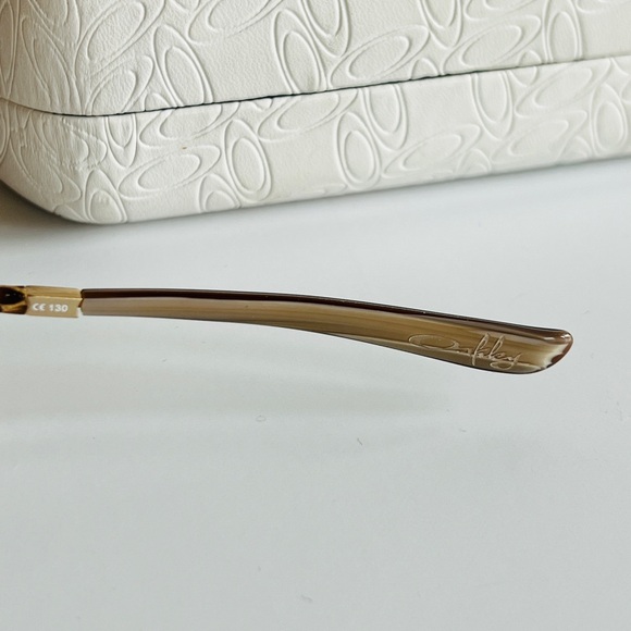 Oakley Restless Women’s Sunglasses w/Case - Picture 5 of 7